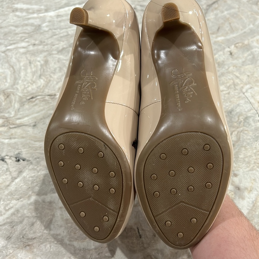 Heels - Picture 2 of 2